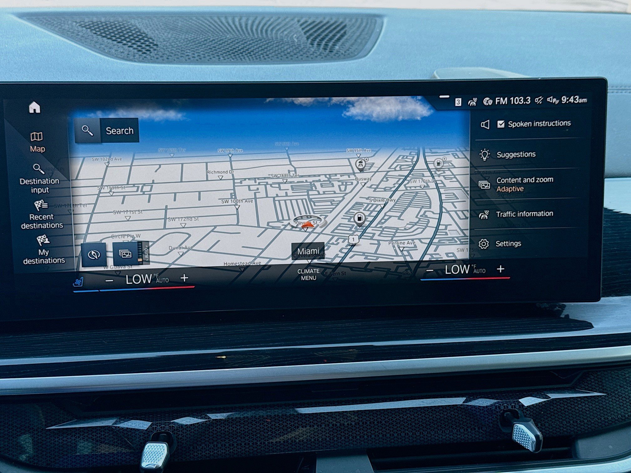 Used 2023 BMW X7 xDrive40i w/ M Sport Package image 13