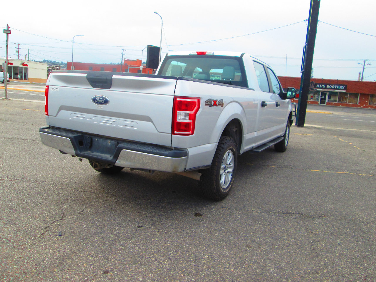 Used 2018 Ford F150 XL w/ Equipment Group 101A Mid image 4