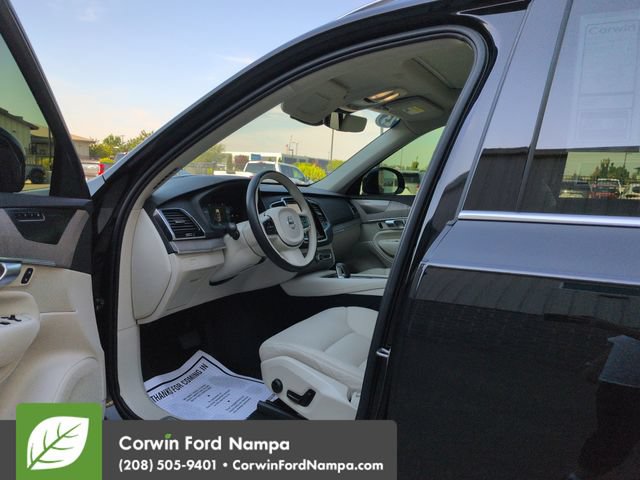 Used 2023 Volvo XC90 B5 Plus w/ Protection Package Premier AWD/4WD image 9
