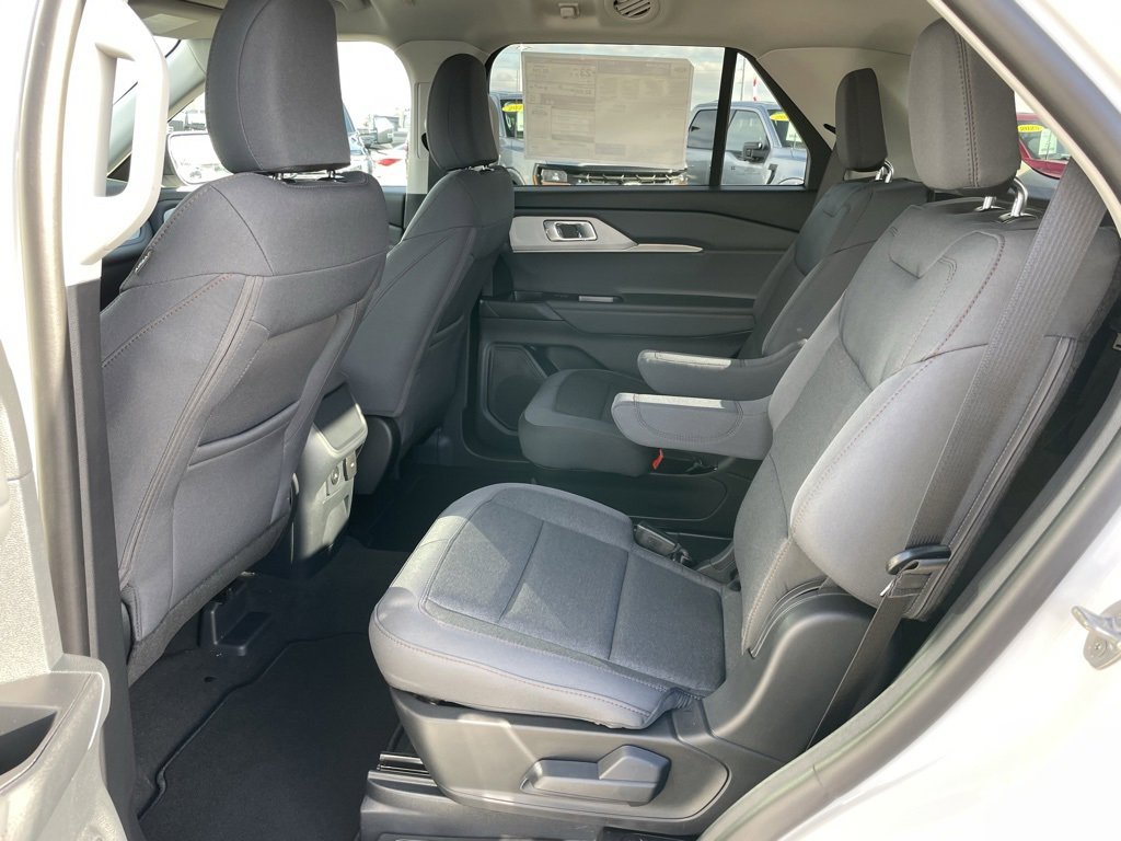 New 2026 Ford Explorer Active image 8