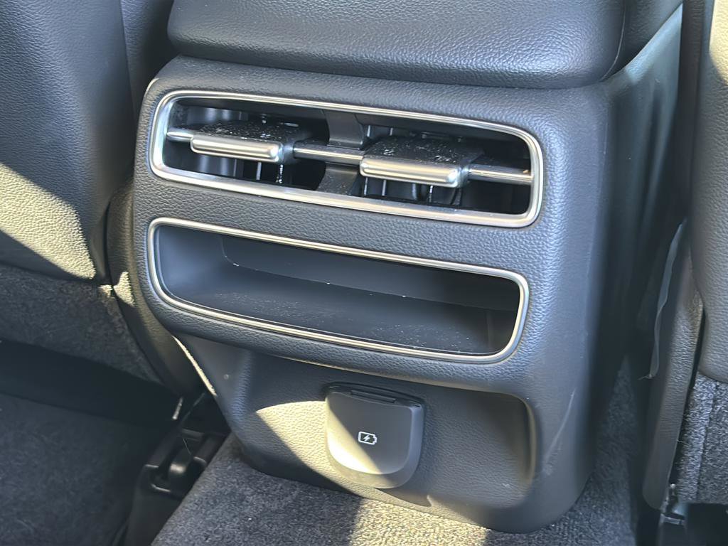 Certified 2026 Genesis GV70 2.5T AWD/4WD image 38