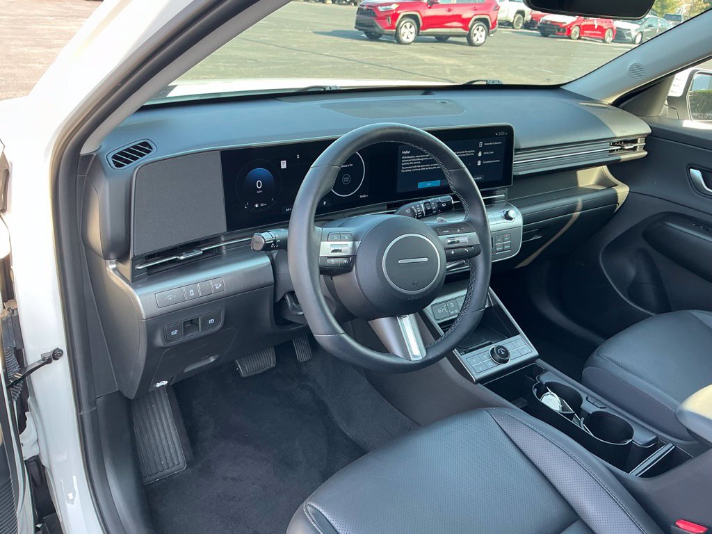 Certified 2025 Hyundai Kona Limited AWD/4WD image 18