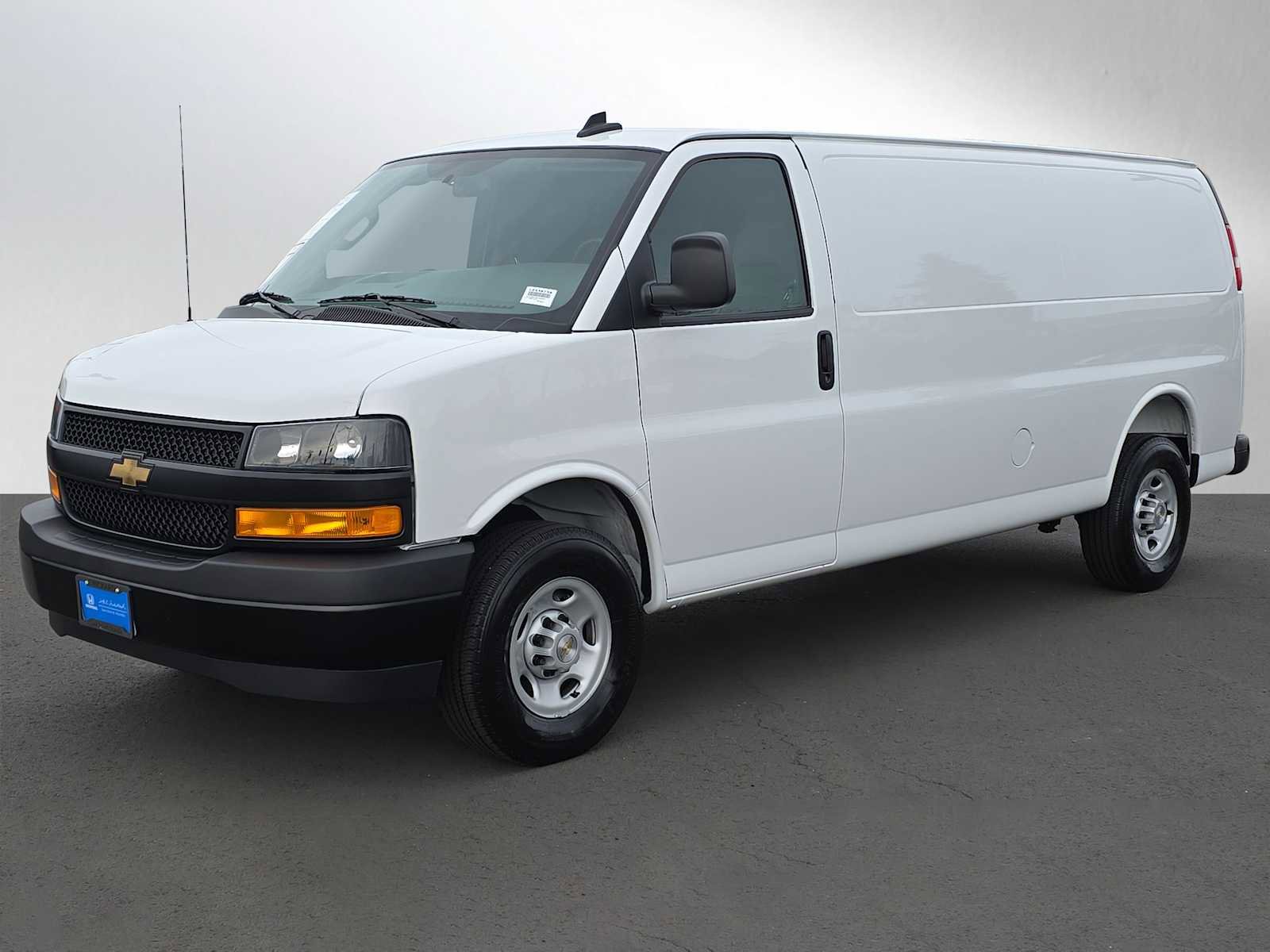 Used 2025 Chevrolet Express 2500 Extended w/ Driver Convenience Package RWD image 7