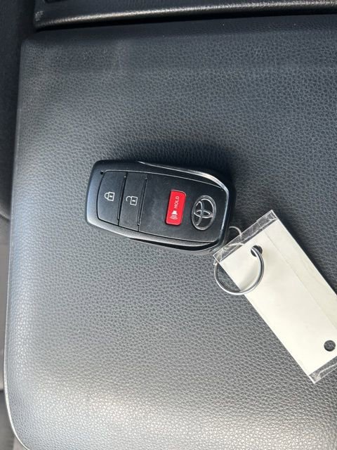 Used 2025 Toyota Tacoma SR w/ SR Upgrade Package image 19