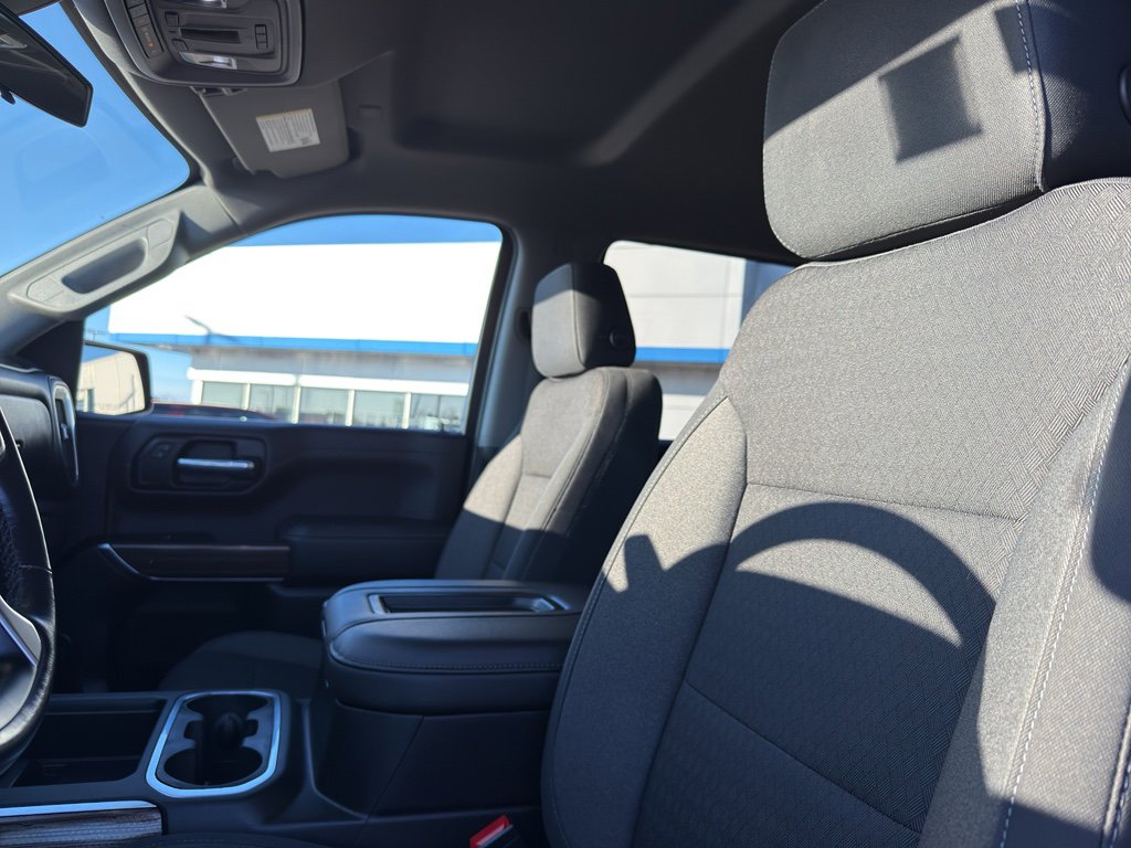 Used 2020 Chevrolet Silverado 1500 RST image 28