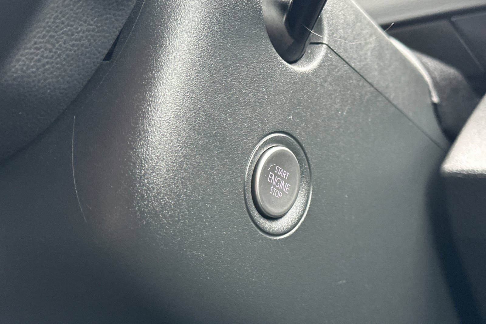 Used 2021 Volkswagen ID.4 Pro w/ ID.4 Protection Package image 24