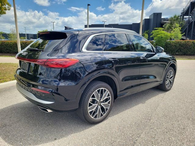 Certified 2025 Audi Q5 Premium Plus w/ Premium Plus image 7