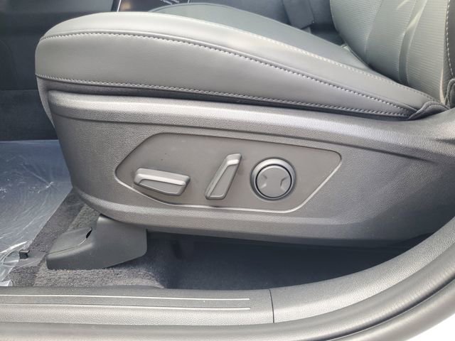 New 2026 Kia Sorento S w/ S Panoramic Sunroof Package image 16