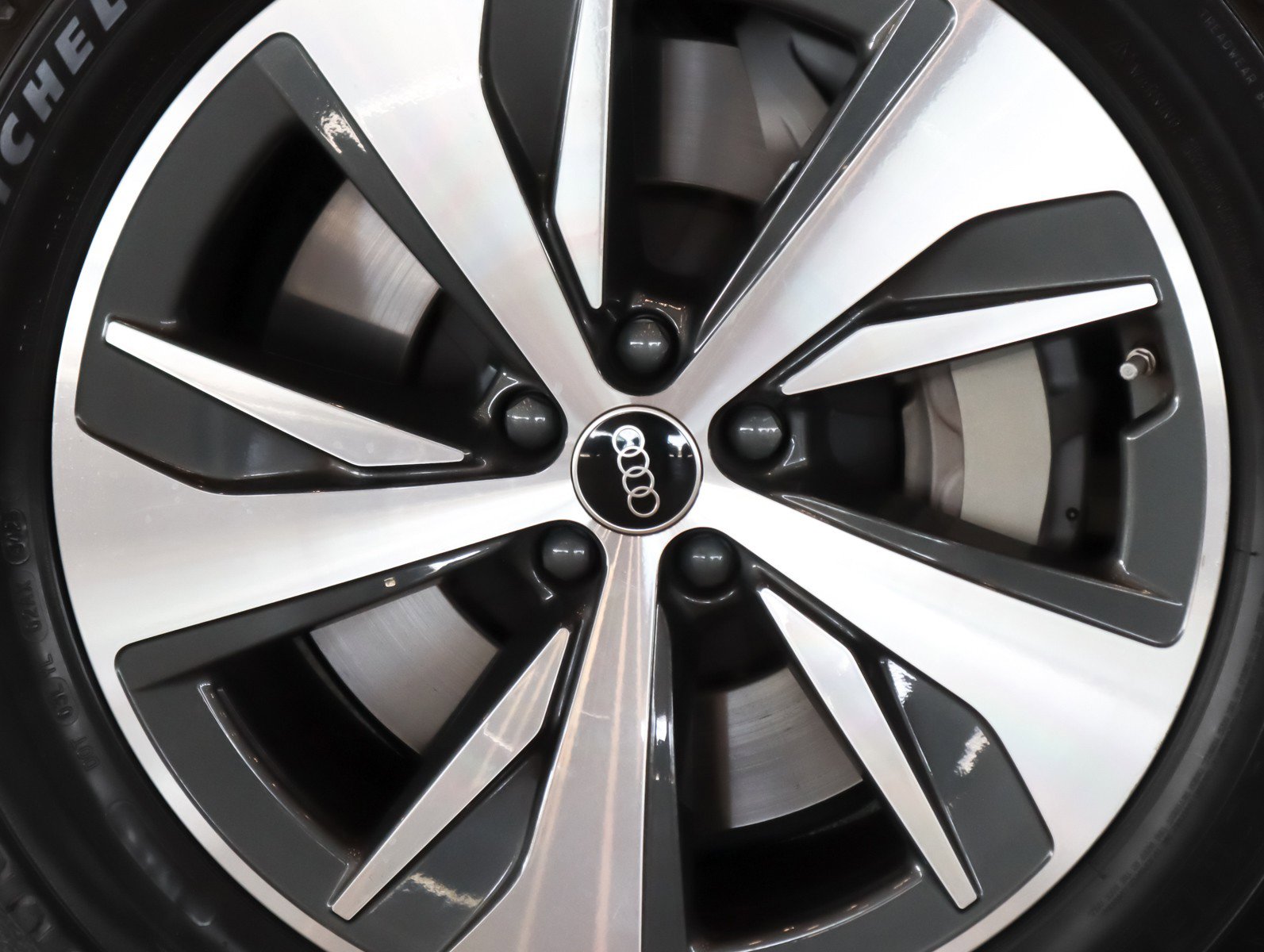 Certified 2024 Audi Q8 e-tron Prestige w/ Prestige Package image 7