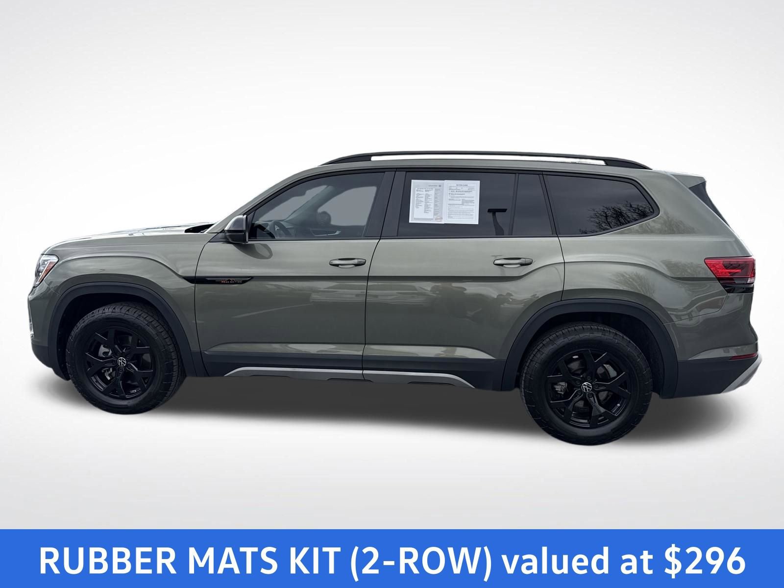 Certified 2025 Volkswagen Atlas Peak Edition SE image 2