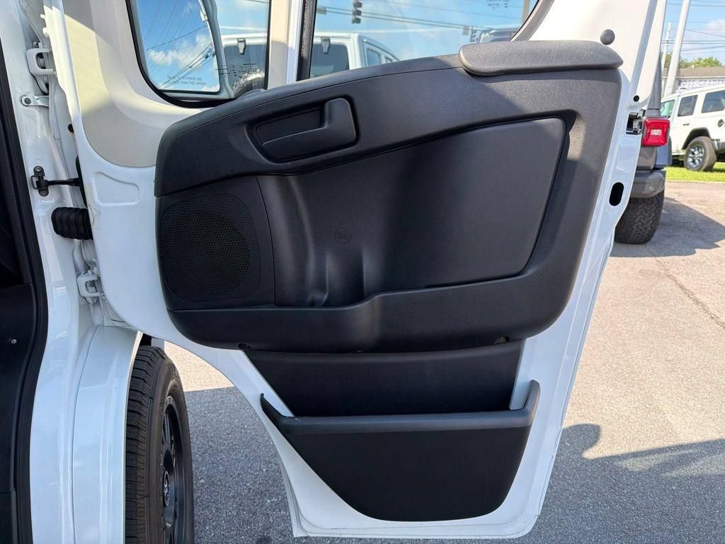 Used 2014 RAM ProMaster 2500 w/ Interior Convenience Group FWD image 36
