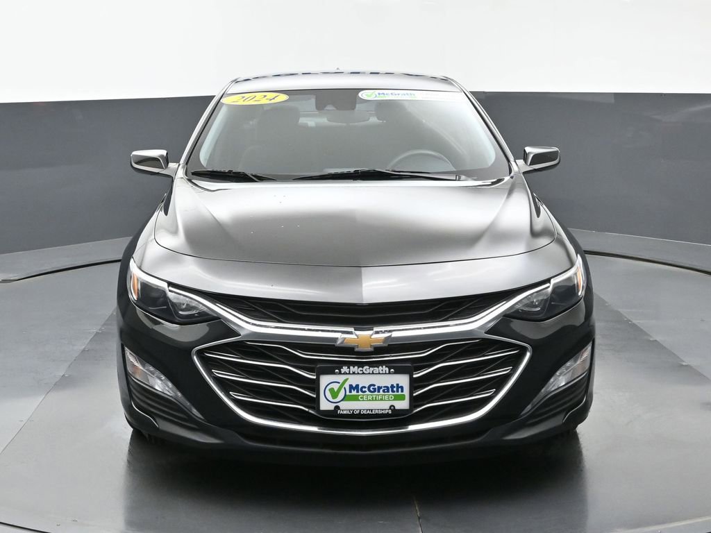 Used 2024 Chevrolet Malibu LT image 3