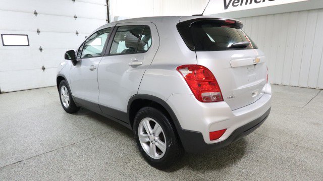 Used 2020 Chevrolet Trax LS FWD image 3