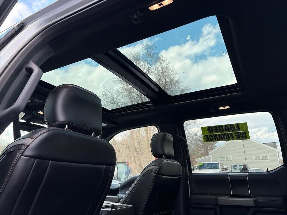 Used 2018 Ford F150 Platinum w/ Equipment Group 701A Luxury image 10