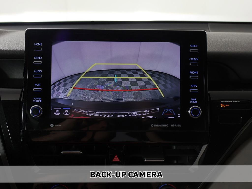 Used 2021 Toyota Camry XLE FWD image 6