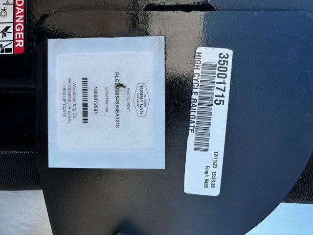 New 2025 Ford E-450 and Econoline 450 Super Duty w/ Power Equipment Group image 10