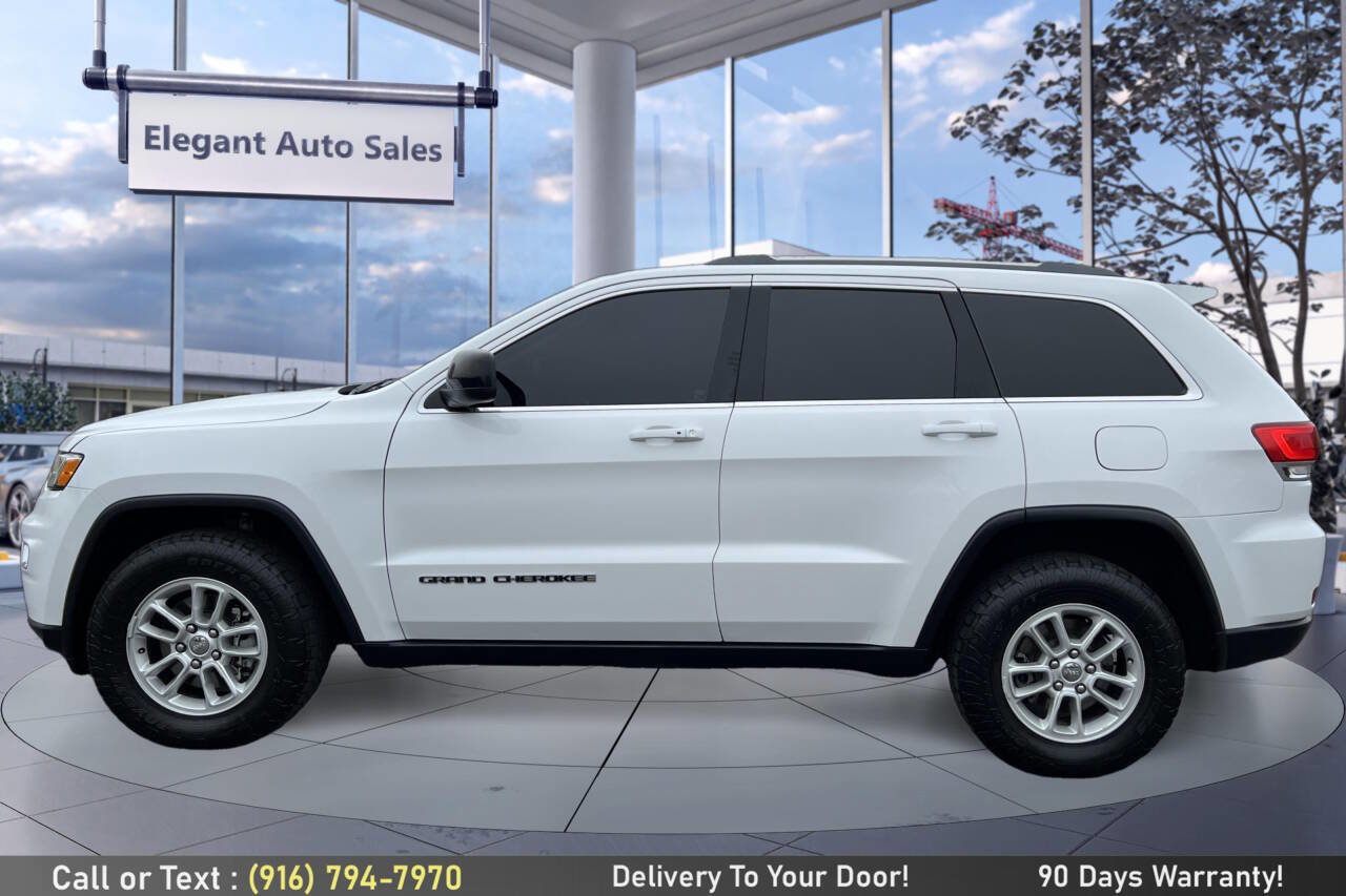 Used 2019 Jeep Grand Cherokee Laredo w/ Security & Convenience Group AWD/4WD image 9