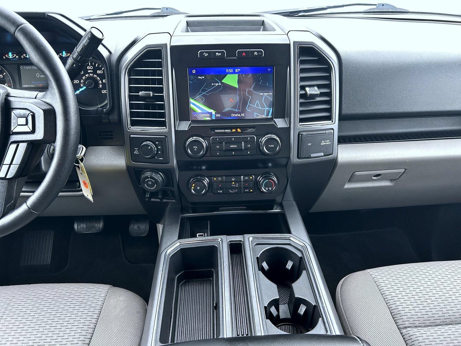 Used 2020 Ford F150 XLT w/ Equipment Group 302A Luxury AWD/4WD image 13