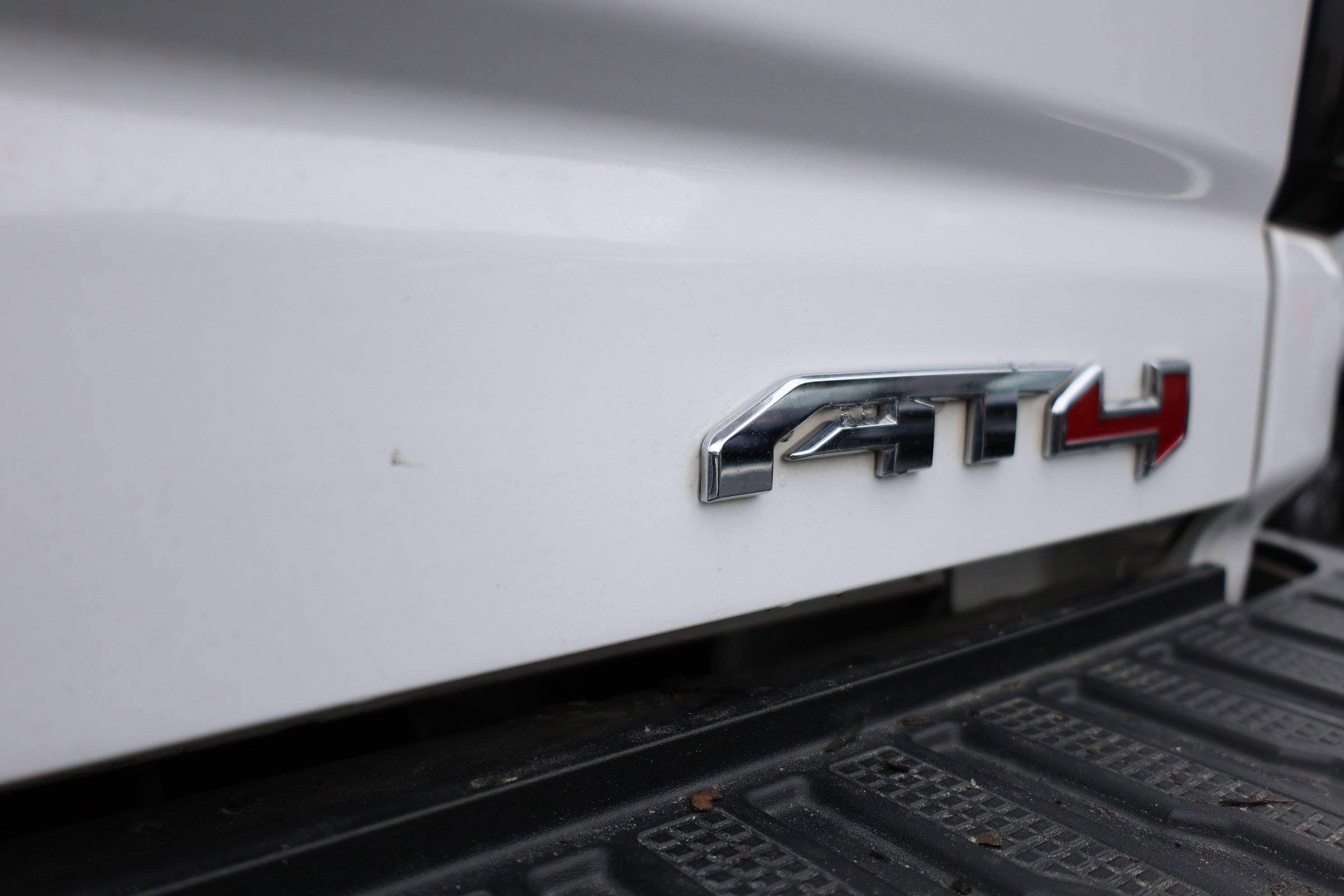 Used 2020 GMC Sierra 2500 AT4 w/ AT4 Premium Package AWD/4WD image 34