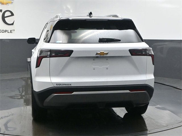 New 2026 Chevrolet Equinox LT w/ LPO, Floor Liner Package image 13