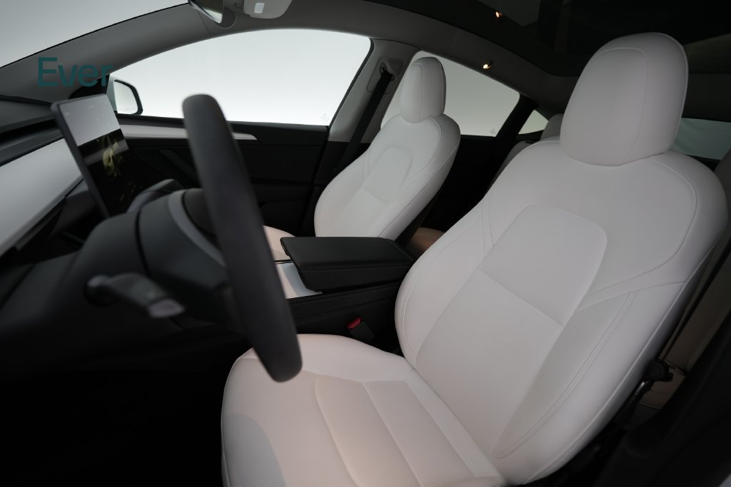 Used 2023 Tesla Model Y Long Range AWD/4WD image 4