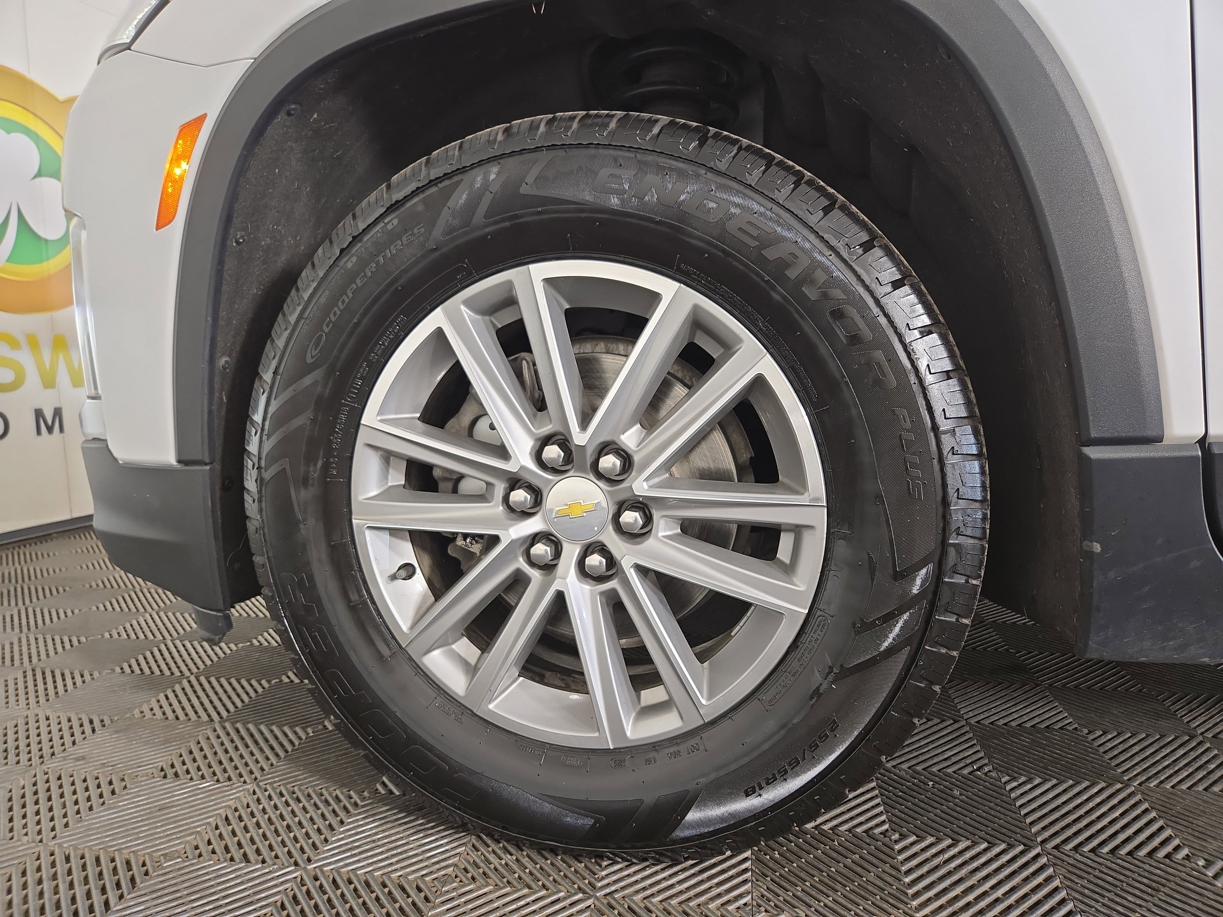 Used 2022 Chevrolet Traverse LT AWD/4WD image 33