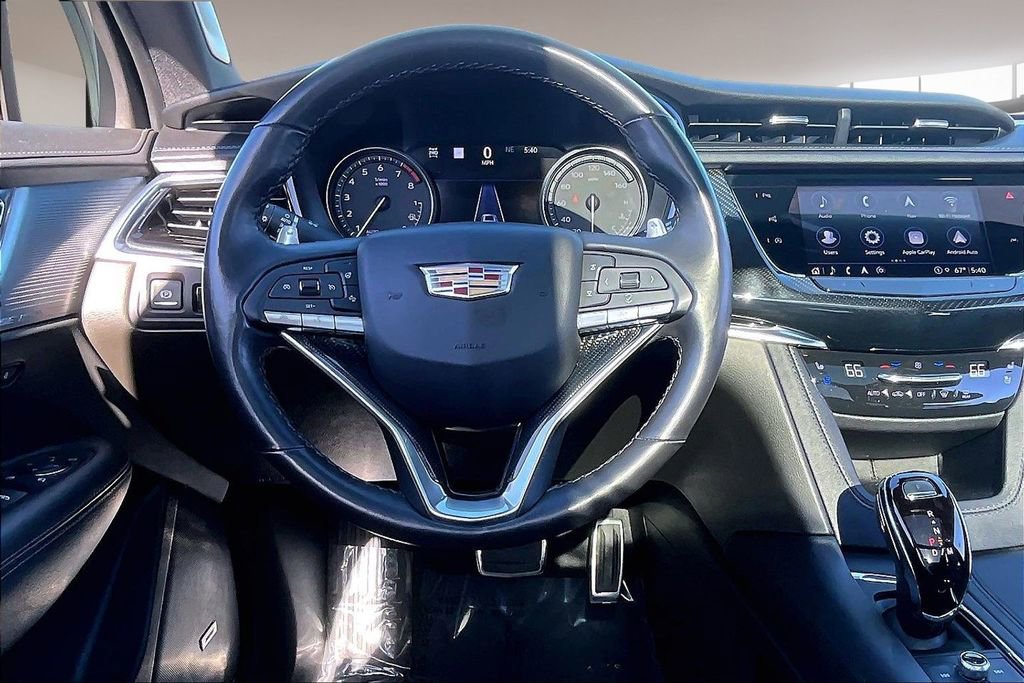 Certified 2023 Cadillac XT6 Sport w/ Technology Package image 5