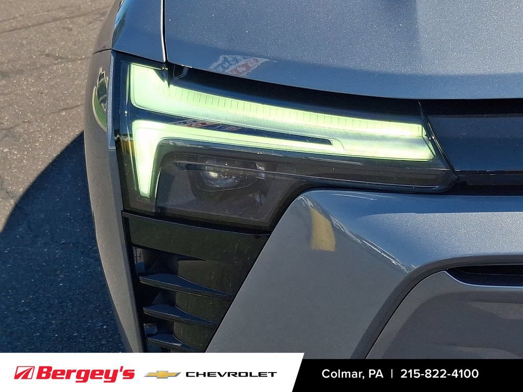 Used 2024 Chevrolet Blazer EV LT AWD/4WD image 11