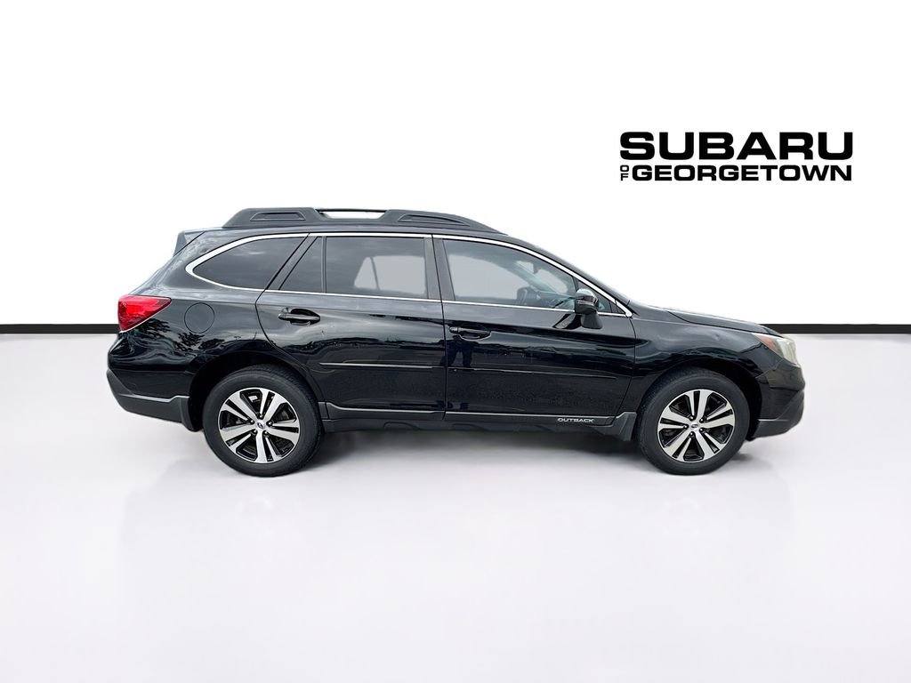 Used 2018 Subaru Outback 2.5i Limited AWD/4WD image 8