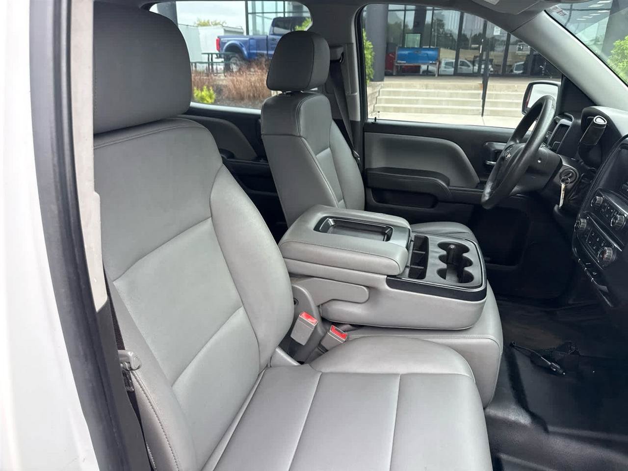 Used 2017 Chevrolet Silverado 1500 W/T RWD image 21