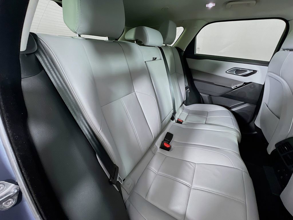 Used 2025 Land Rover Range Rover Velar Dynamic SE AWD/4WD image 28