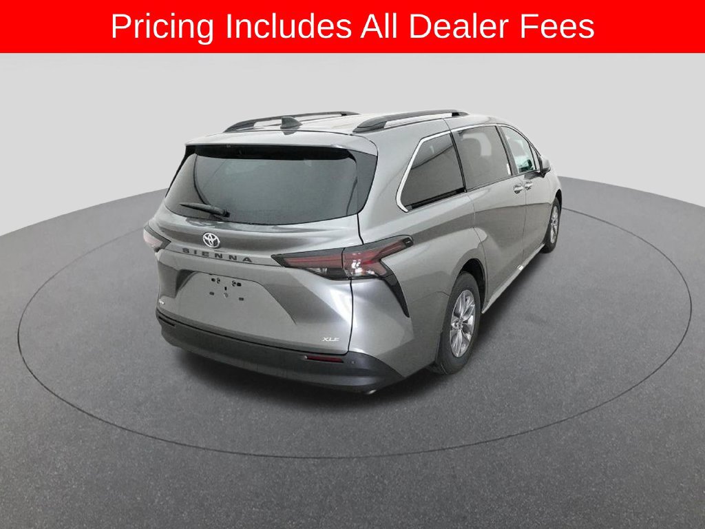 New 2026 Toyota Sienna XLE FWD image 8