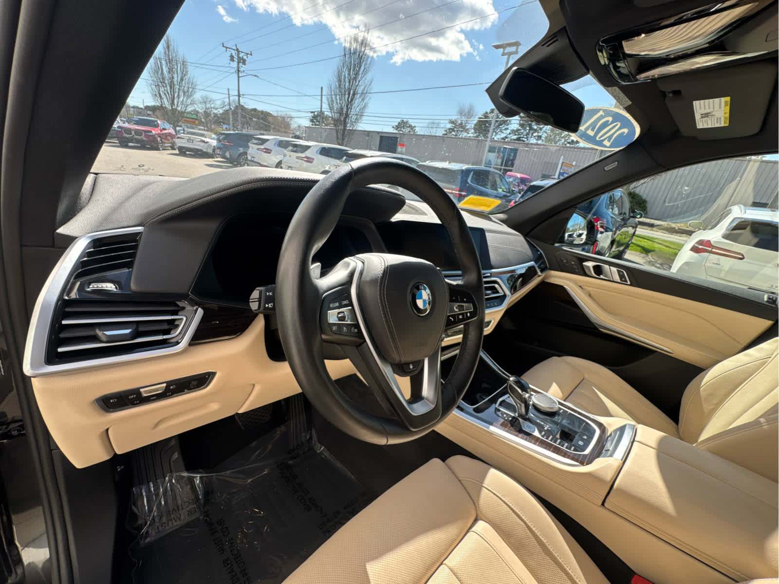 Used 2021 BMW X5 xDrive40i w/ Luxury Seating Package 2 AWD/4WD image 12