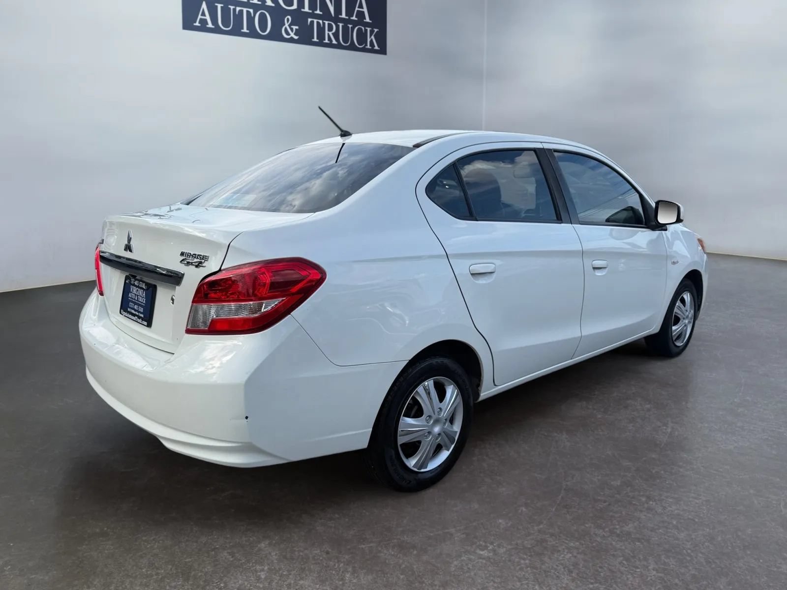 Used 2018 Mitsubishi Mirage G4 ES FWD image 5