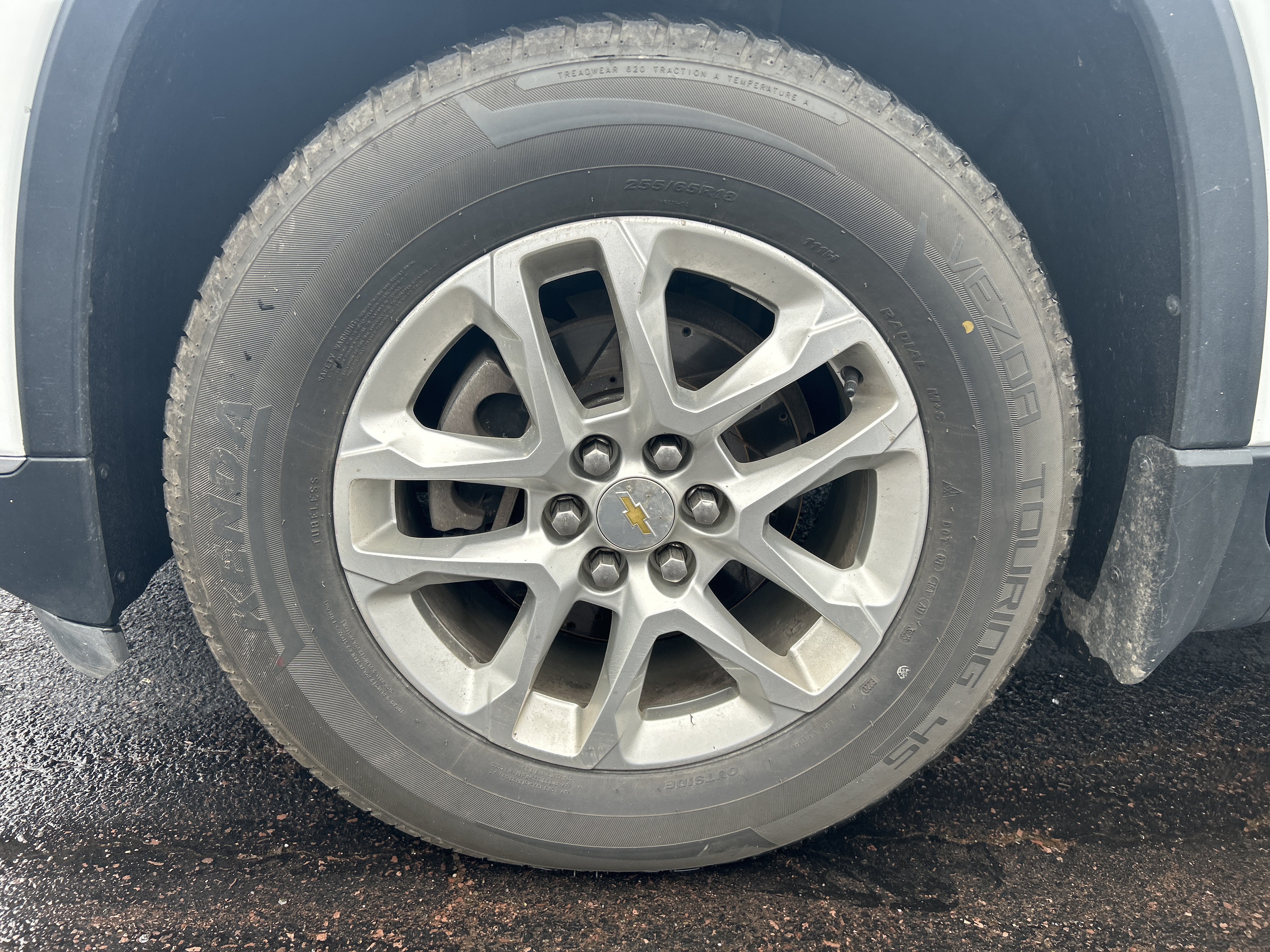 Used 2019 Chevrolet Traverse LT AWD/4WD image 11