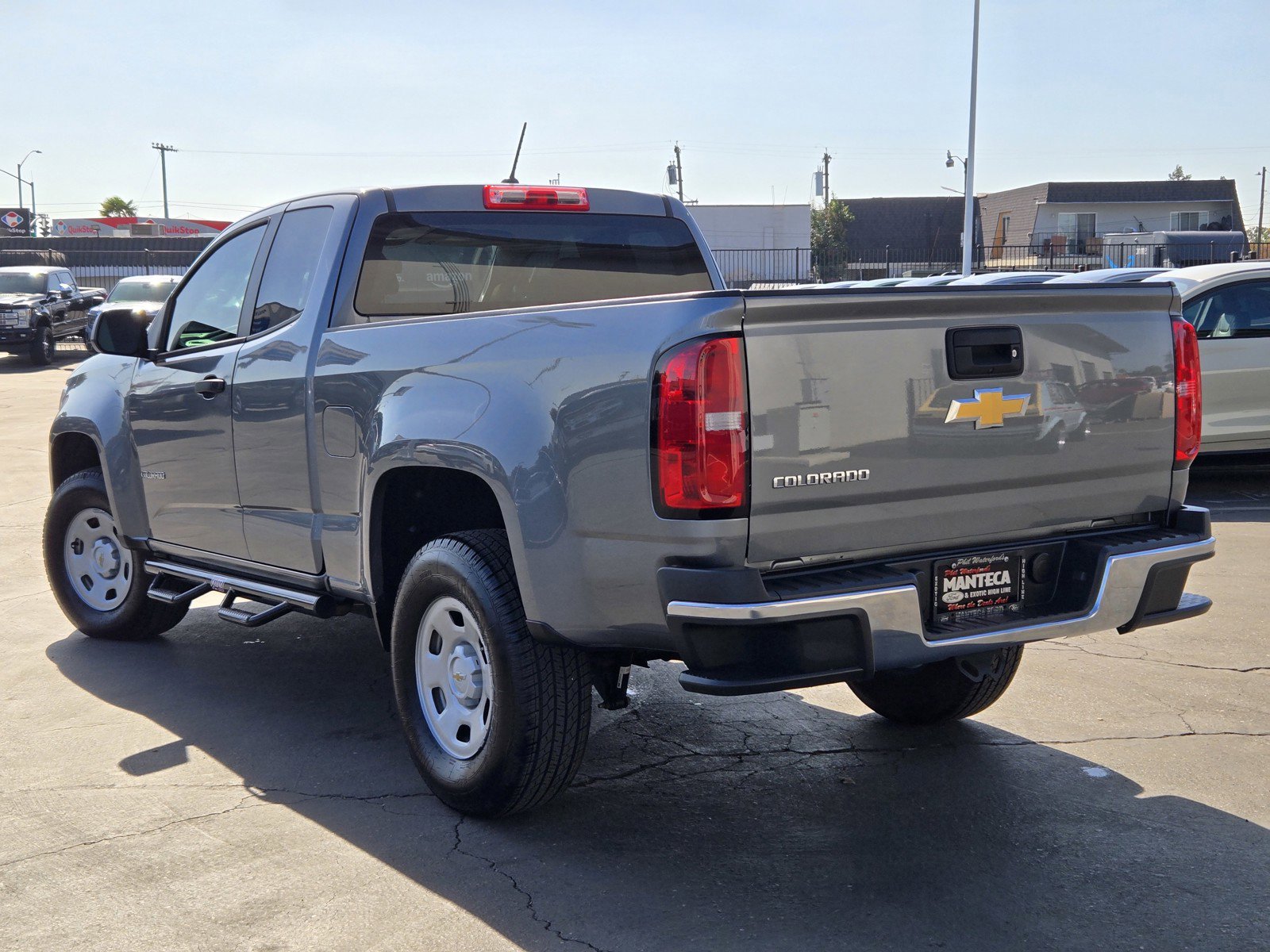 Used 2018 Chevrolet Colorado W/T image 6