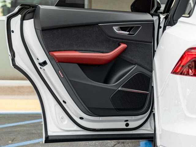 New 2026 Audi SQ8 Premium Plus AWD/4WD image 26