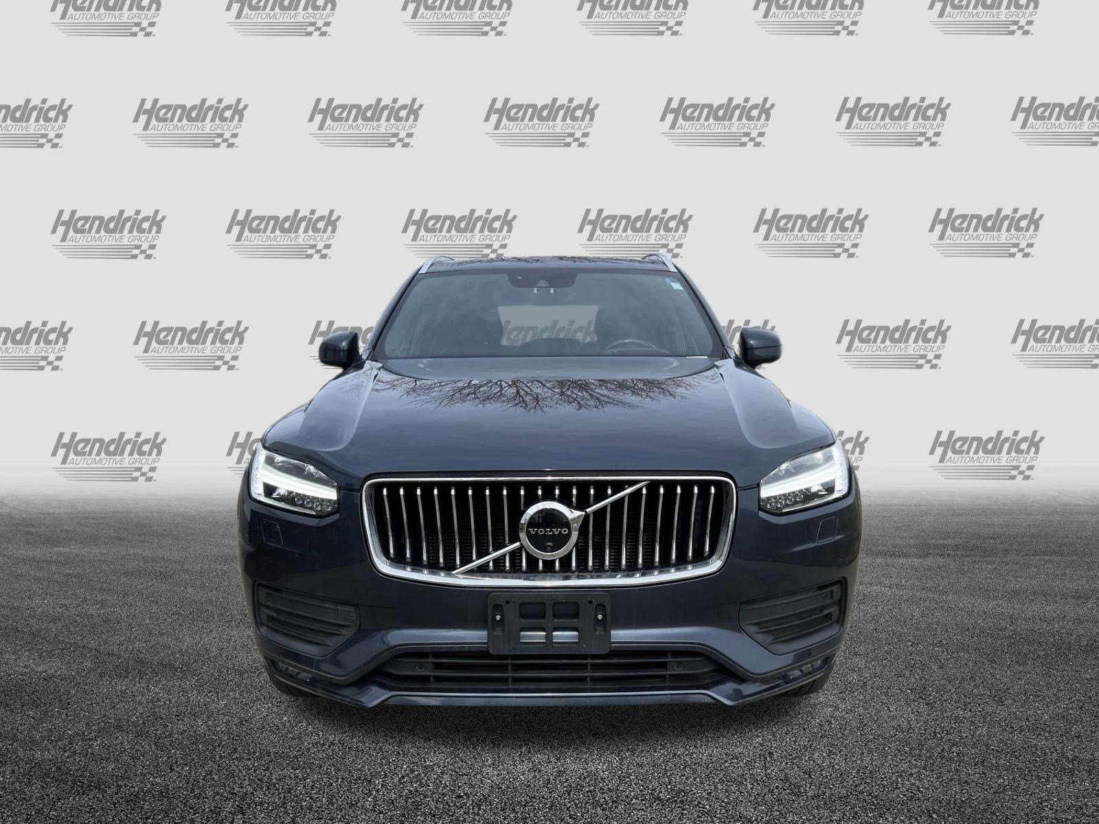 Used 2021 Volvo XC90 T6 Momentum w/ Advanced Package image 3