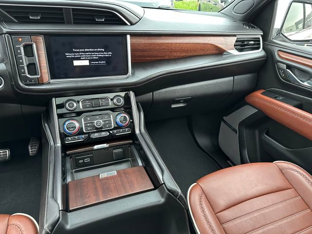 Used 2023 GMC Yukon XL Denali Ultimate image 23