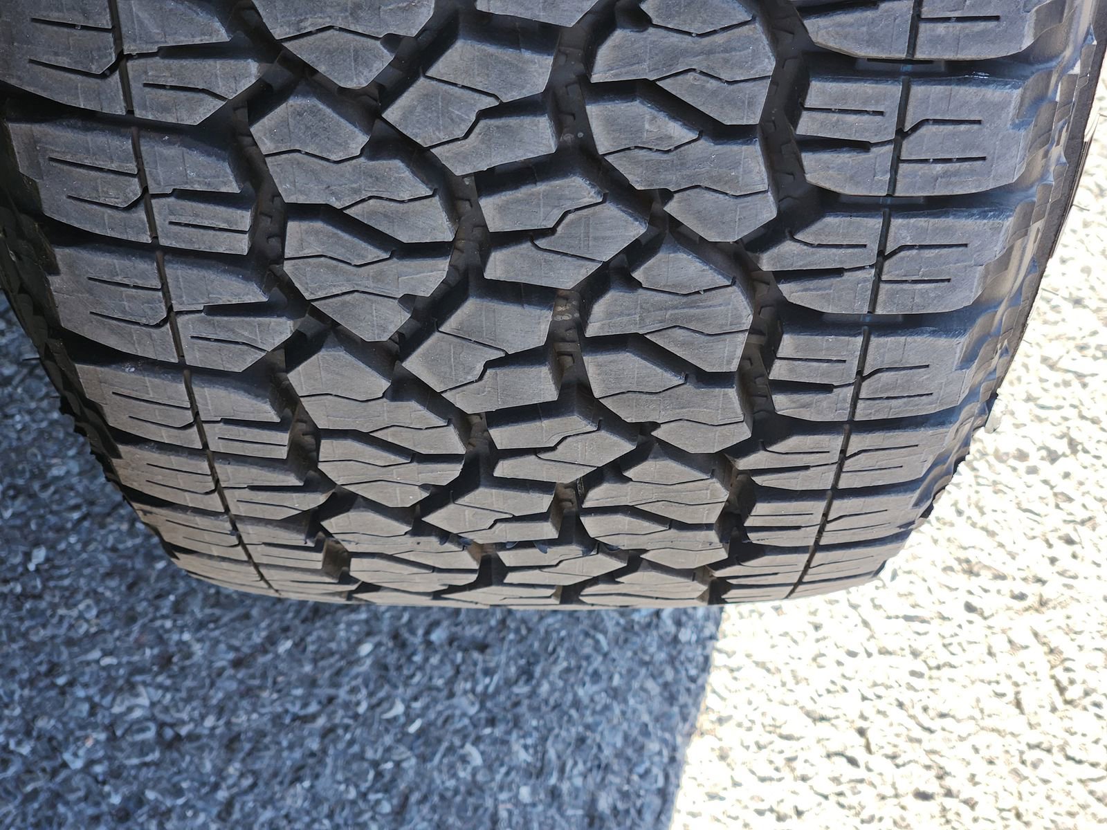 New 2026 GMC Sierra 2500 Denali w/ Denali Reserve Package image 15