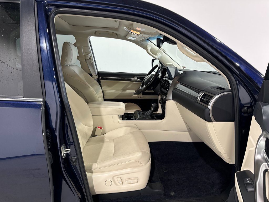 Used 2022 Lexus GX 460 Premium w/ Premium Plus Package image 24