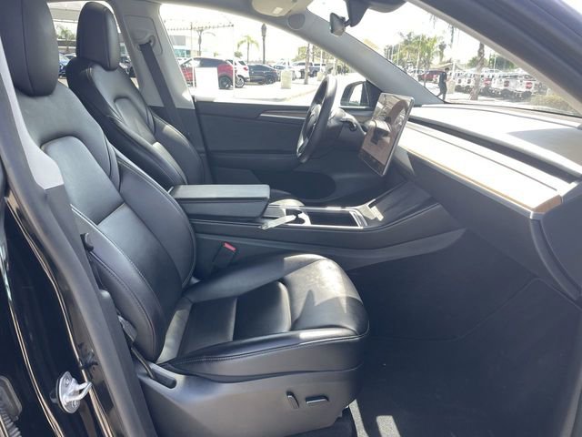 Used 2023 Tesla Model Y Long Range image 29