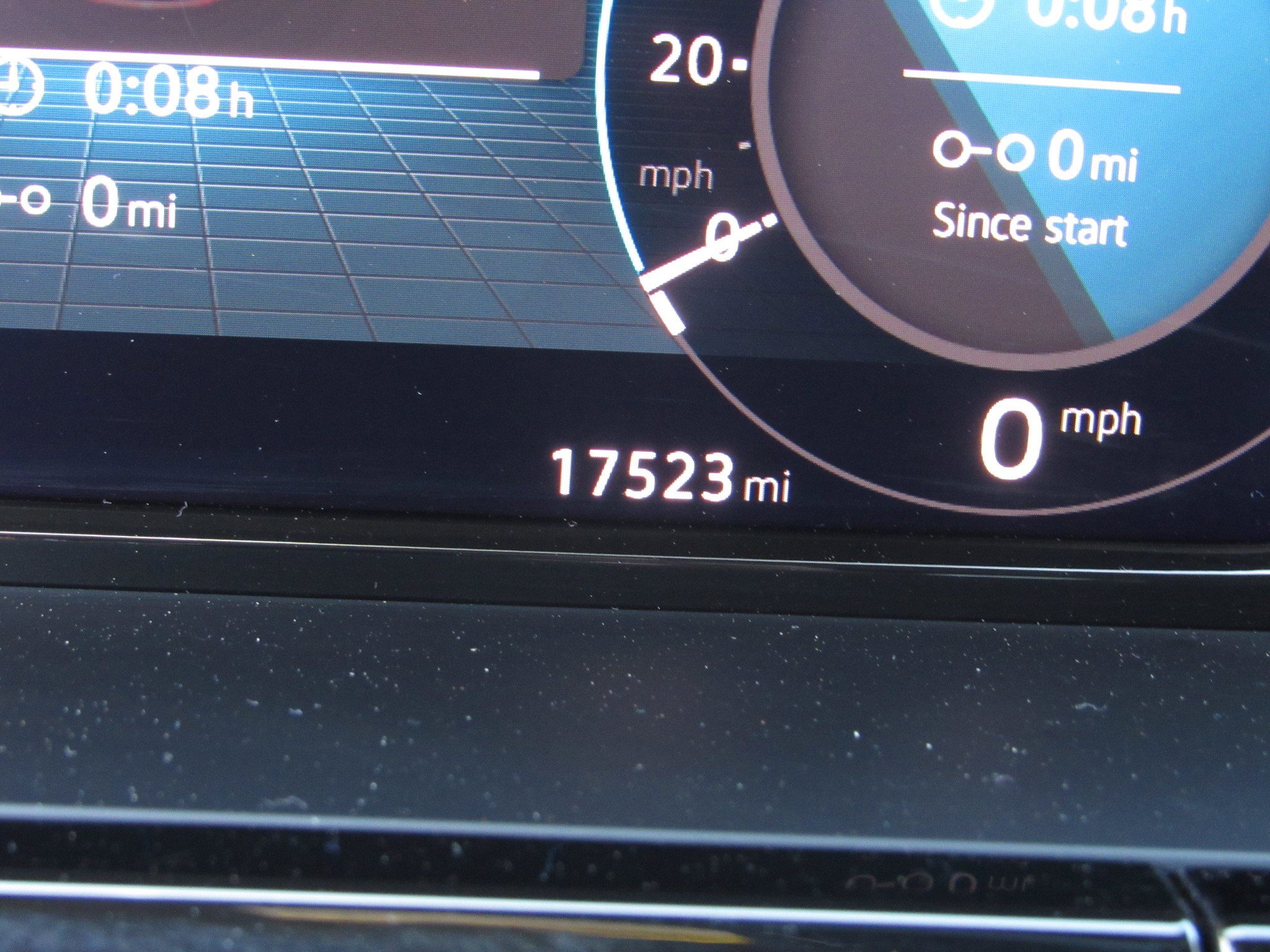 Used 2024 Volkswagen Atlas Cross Sport SE image 28