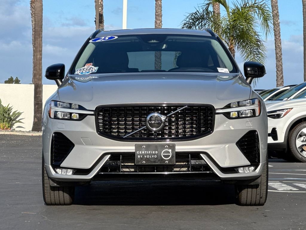 Certified 2025 Volvo XC60 B5 Core AWD/4WD image 8