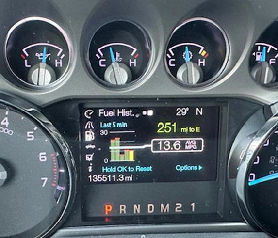 Used 2016 Ford F250 XLT w/ XLT Premium Package image 5