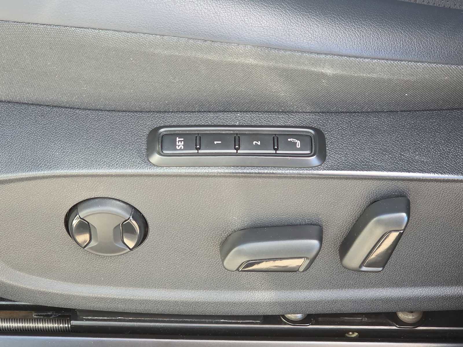 Used 2021 Volkswagen ID.4 Pro S image 29