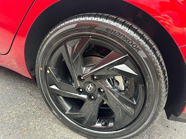 New 2026 Hyundai Elantra SEL Sport Premium image 12