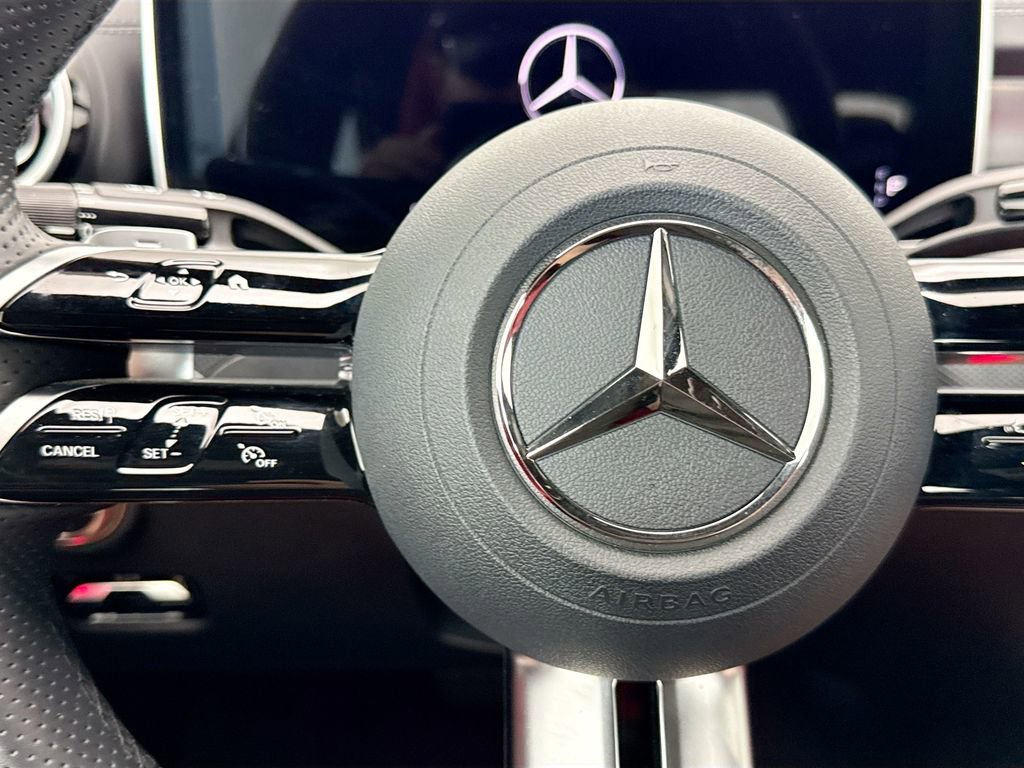 Certified 2026 Mercedes-Benz CLE 300 4MATIC Coupe image 11