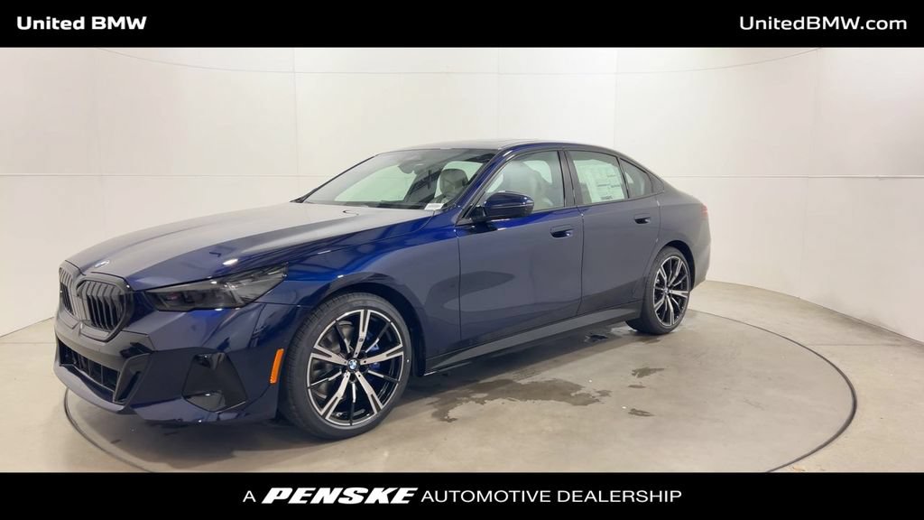 Used 2026 BMW 530i w/ M Sport Package RWD image 4