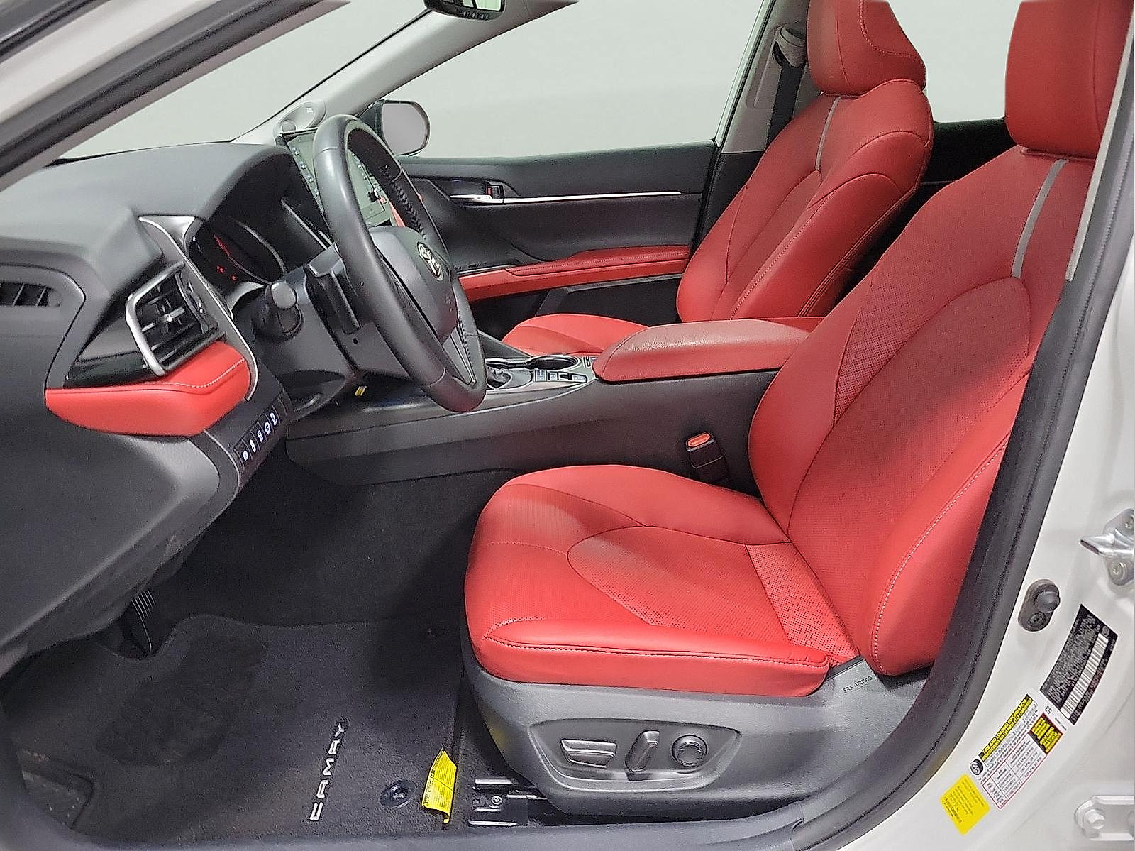 Certified 2023 Toyota Camry XSE w/ Navigation Package FWD image 11